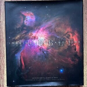 Hubble Imagining Space And Time by David Devorkin & Robert W. Smith